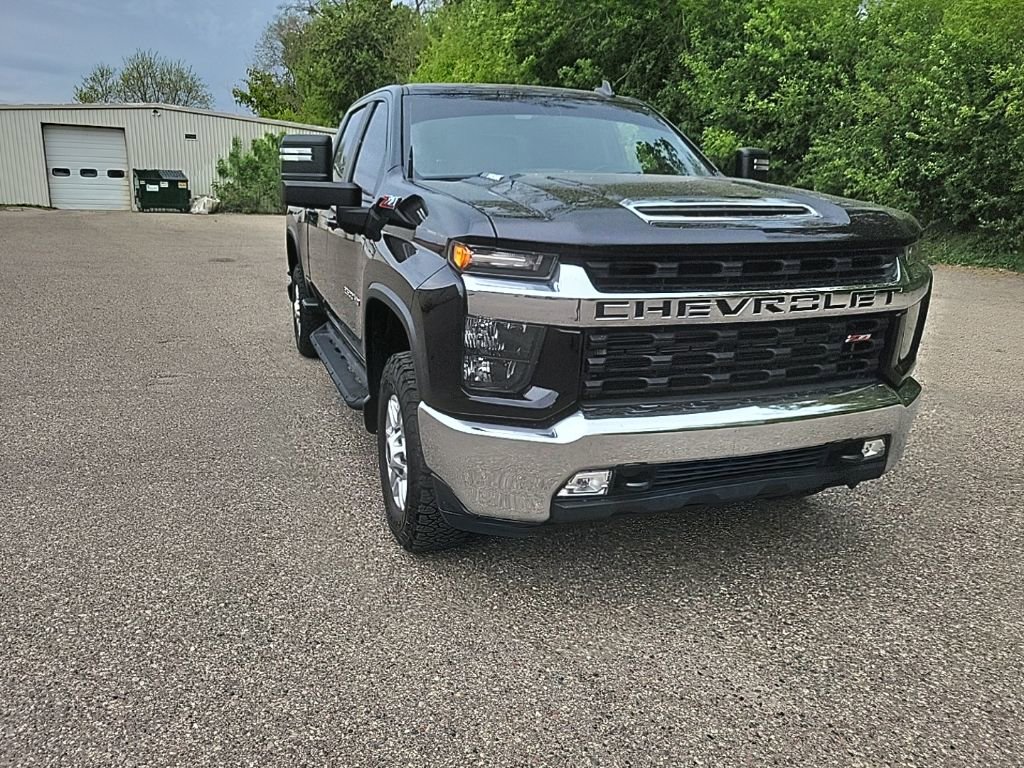 Used 2022 Chevrolet Silverado 2500 LT w/ Convenience Package AWD/4WD image 5