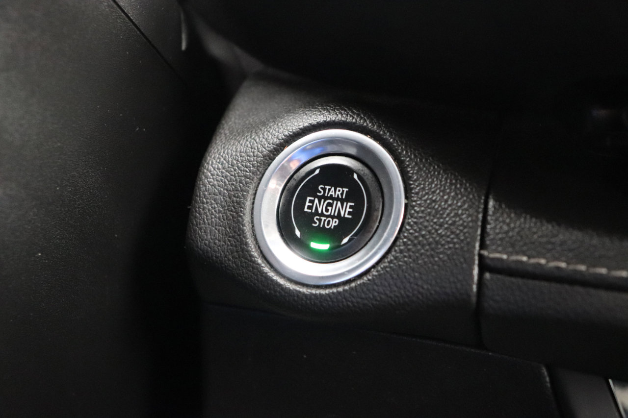 Used 2022 Buick Envision Avenir w/ Technology Package II image 52