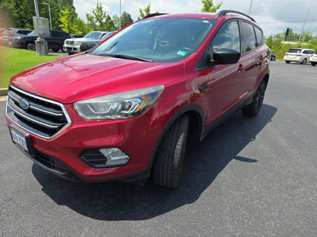 Used 2018 Ford Escape SE w/ Ford Safe & Smart Package AWD/4WD image 5
