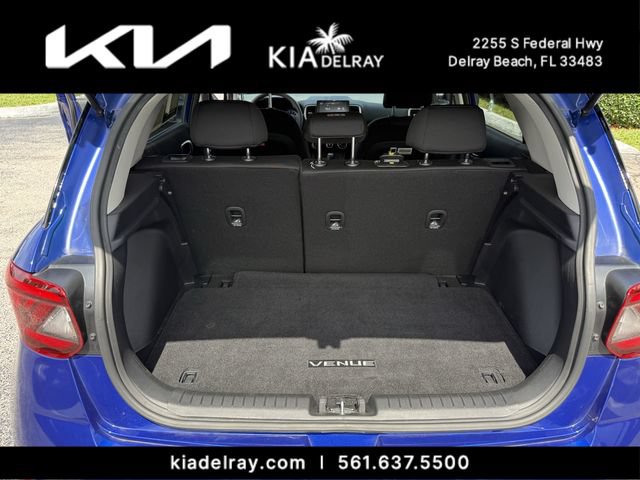 Used 2021 Hyundai Venue SE FWD image 8
