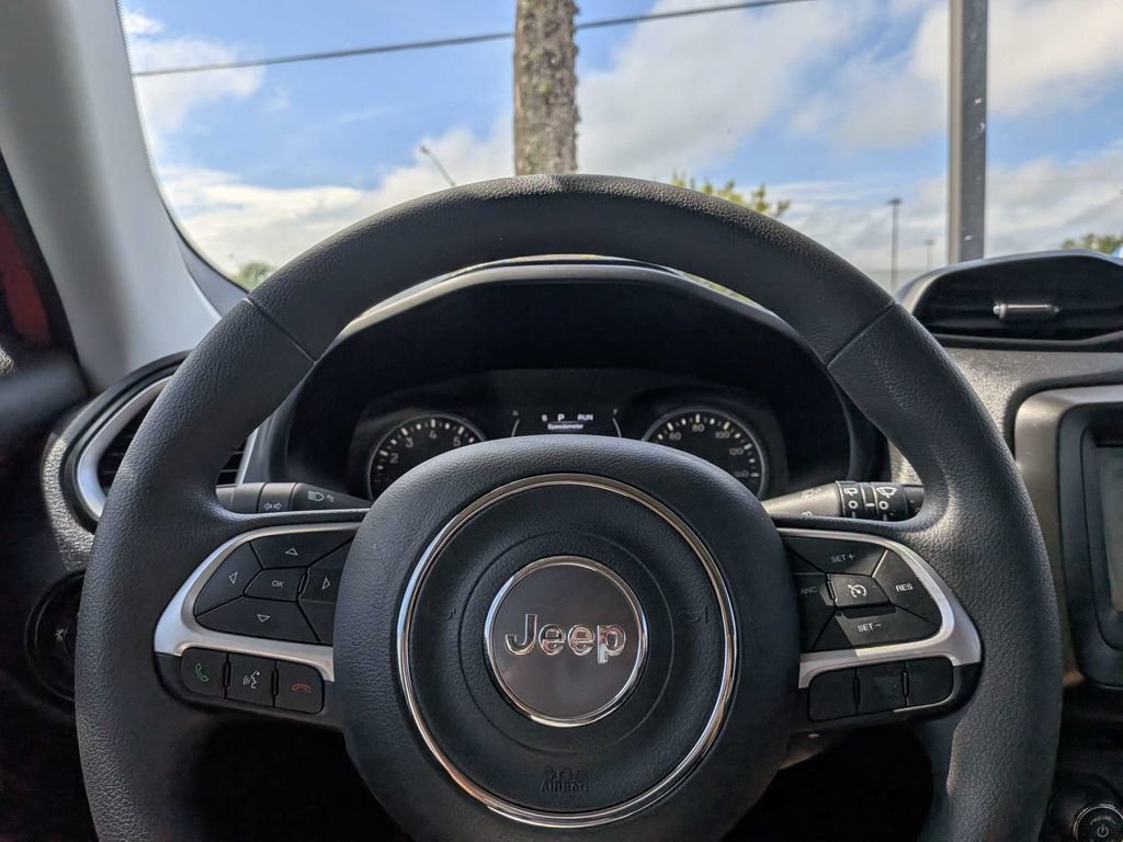 Used 2021 Jeep Renegade Sport FWD image 21