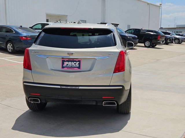 Used 2017 Cadillac XT5 FWD w/ LPO, Wheel Lock Package image 6