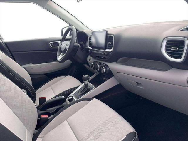 New 2026 Hyundai Venue SEL FWD image 15