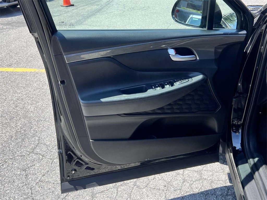 Used 2022 Hyundai Santa Fe SEL w/ Cargo Package image 16