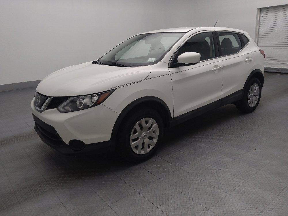 Used 2019 Nissan Rogue Sport S image 2