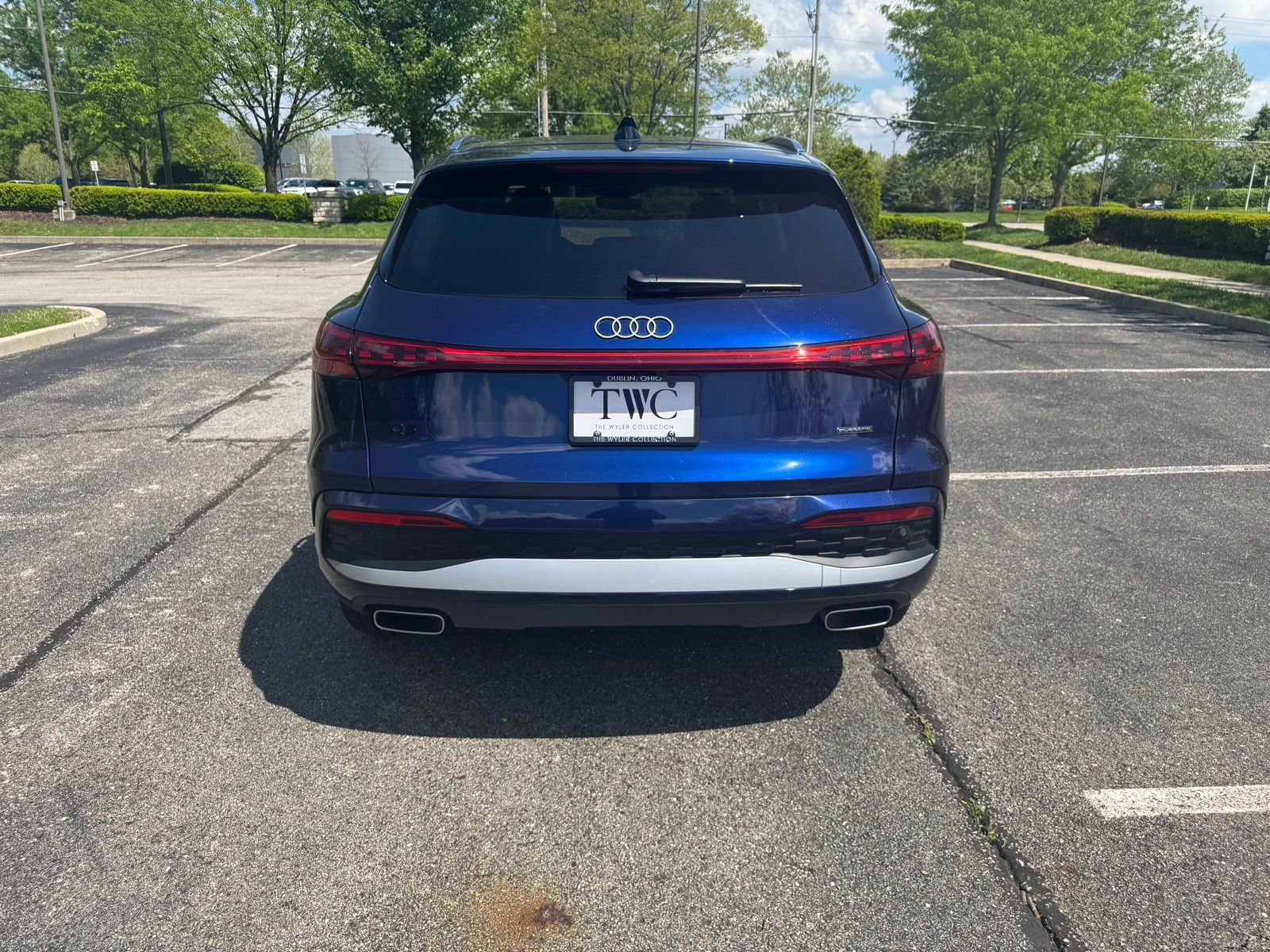 Used 2025 Audi Q5 Premium Plus w/ Premium Plus AWD/4WD image 6