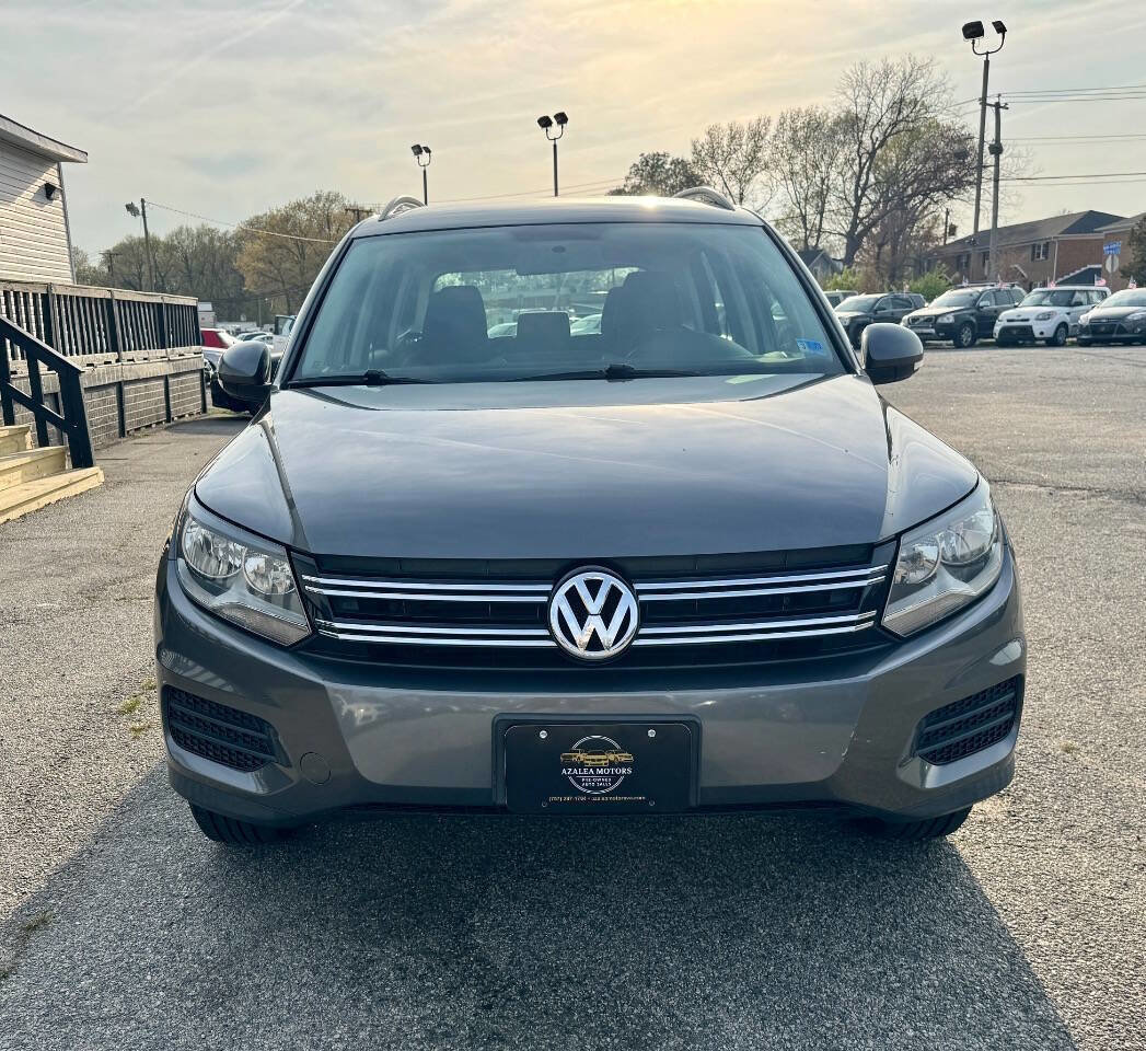 Used 2015 Volkswagen Tiguan S image 2