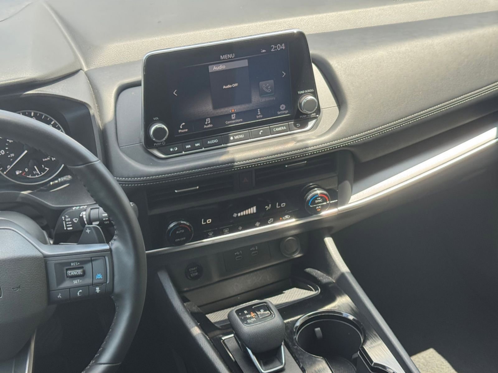 Used 2025 Nissan Rogue SV FWD image 20