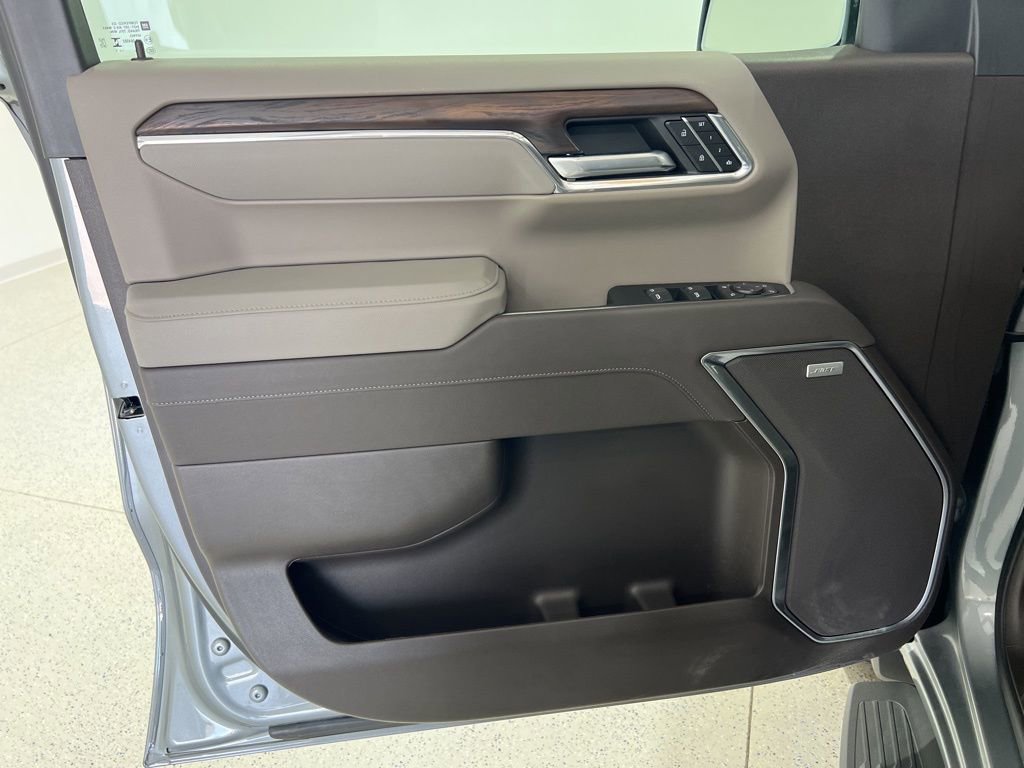 Used 2025 GMC Sierra 1500 SLT w/ SLT Premium Plus Package image 20