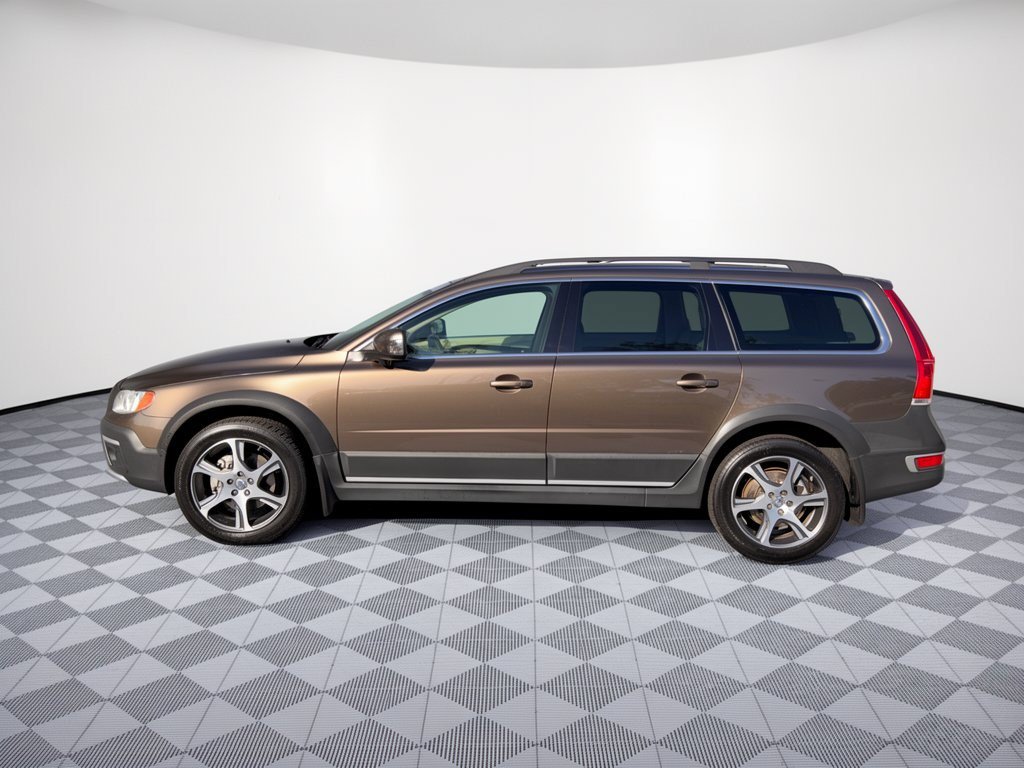 Used 2015 Volvo XC70 T5 Premier Plus FWD image 2