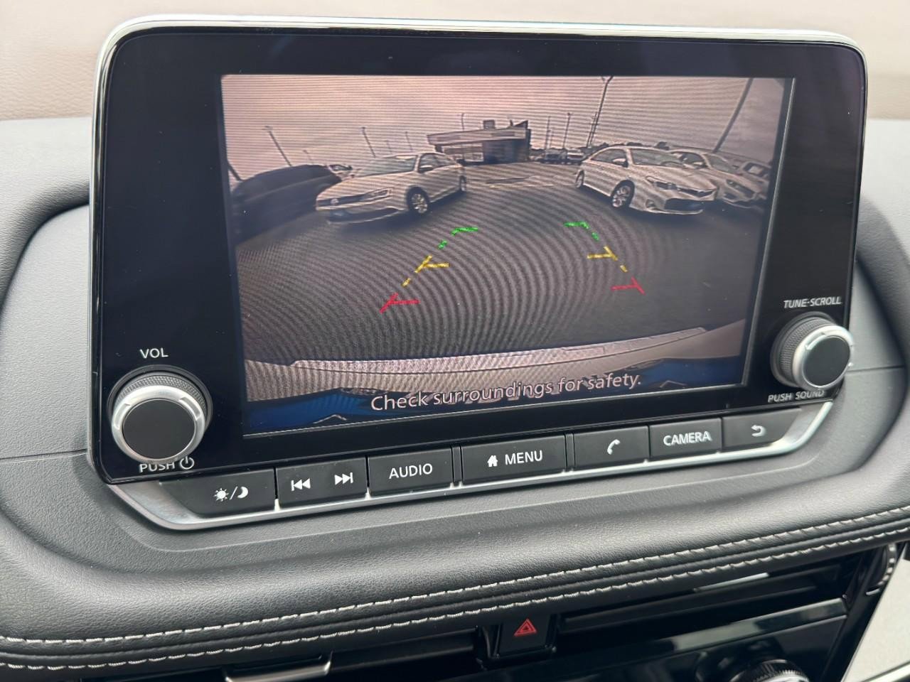 Used 2023 Nissan Rogue SV image 20