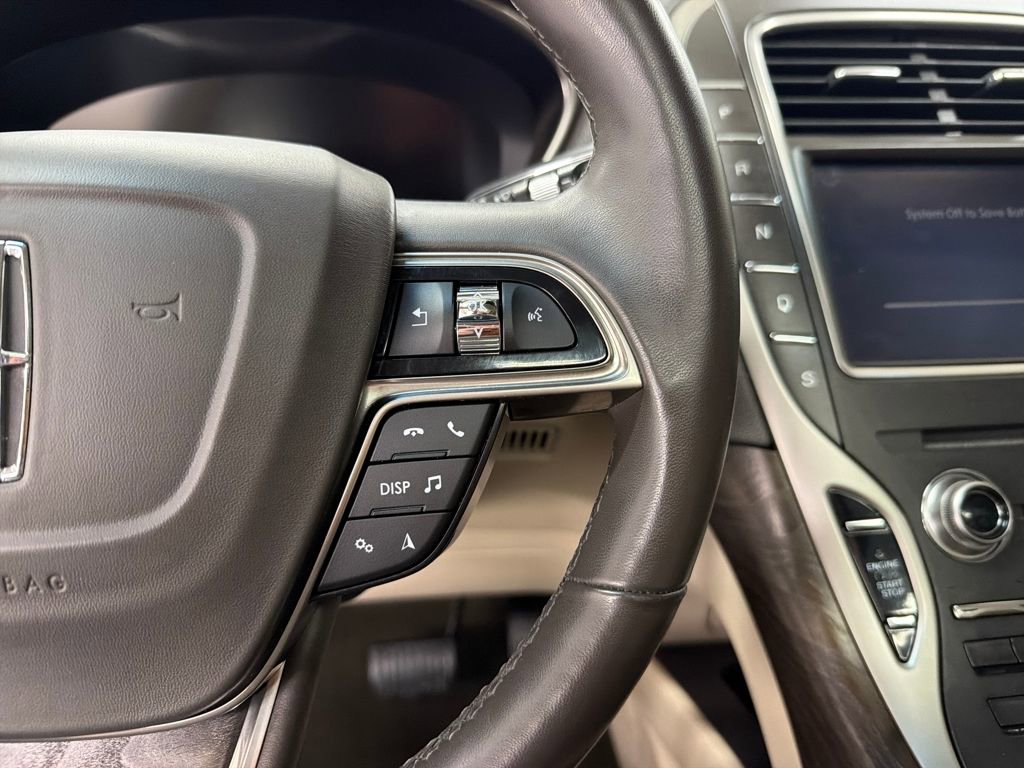 Used 2019 Lincoln Nautilus Reserve image 21