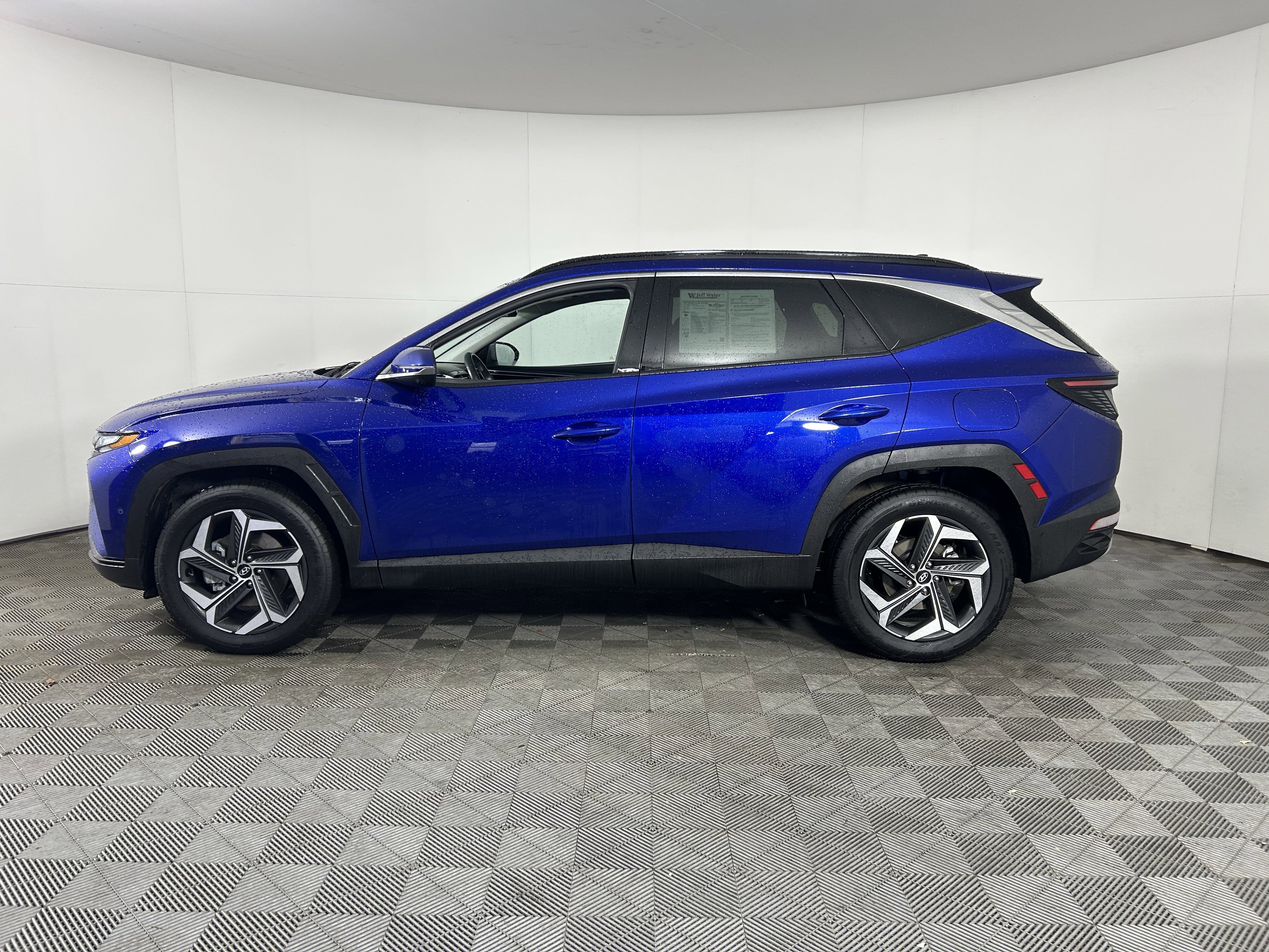 Used 2024 Hyundai Tucson Limited image 12