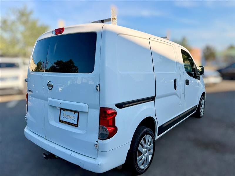 Used 2015 Nissan NV200 SV w/ Technology Package FWD image 4