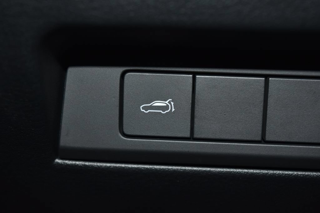 Used 2025 MAZDA CX-50 AWD 2.5 S w/ Cargo Package image 19