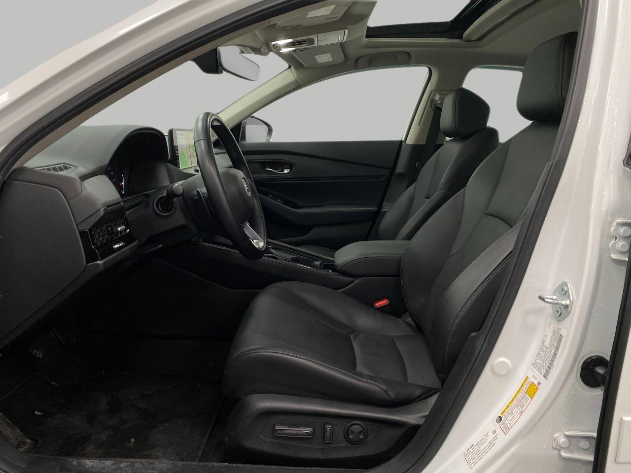 Used 2024 Honda Accord Touring image 29