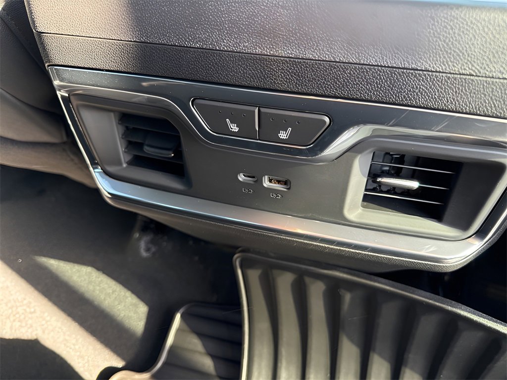 New 2026 Chevrolet Silverado 3500 LTZ w/ LTZ Plus Package image 15