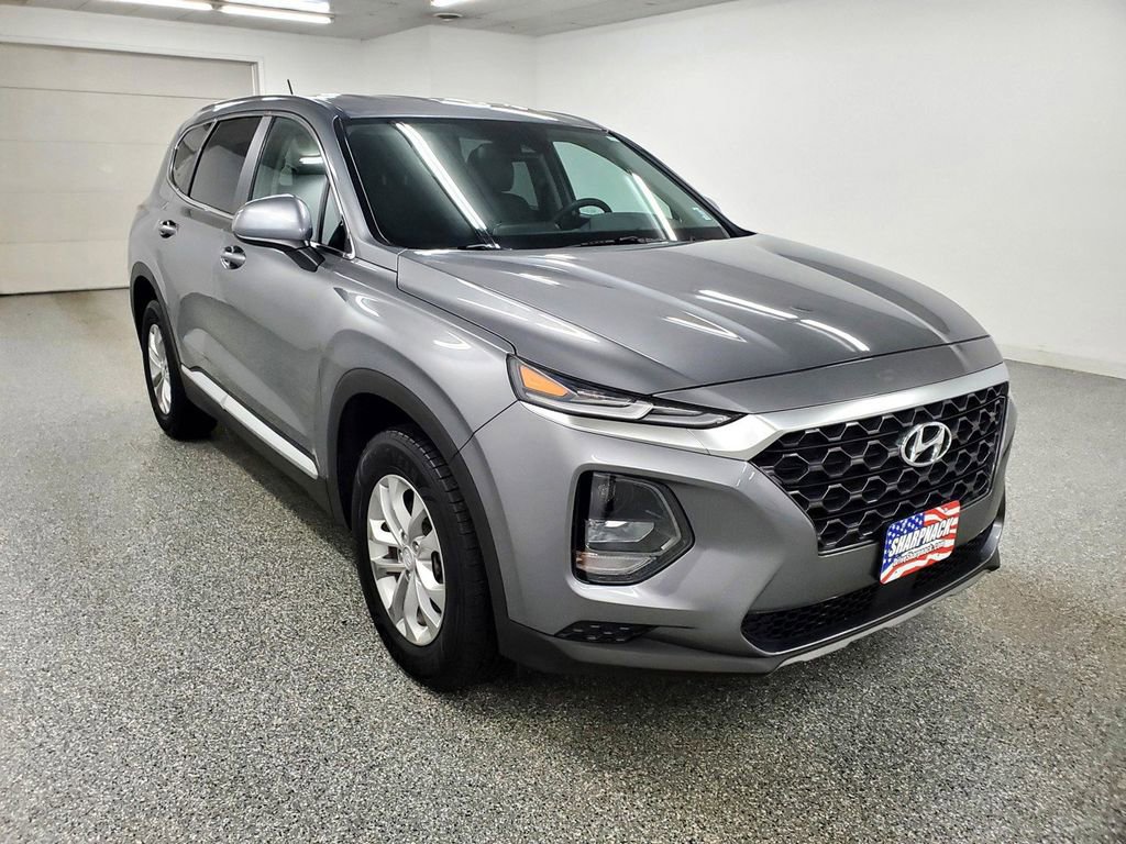 Used 2019 Hyundai Santa Fe SE image 3