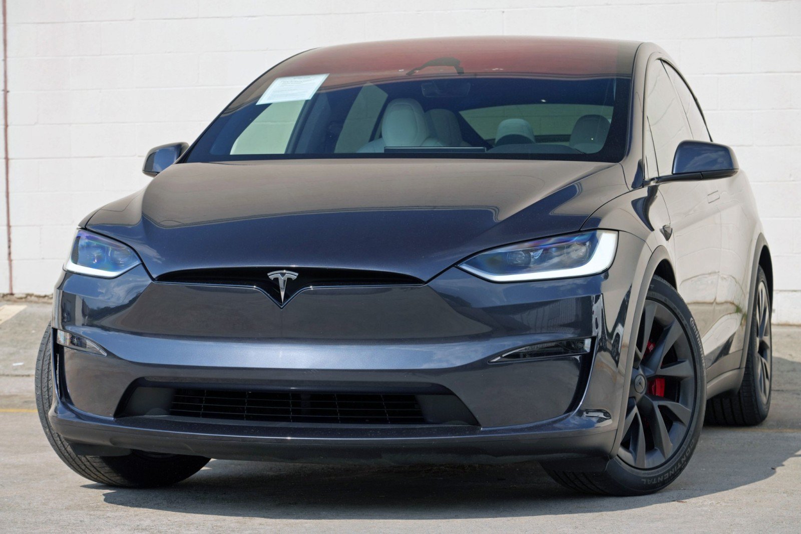 Used 2025 Tesla Model X Plaid AWD/4WD image 3
