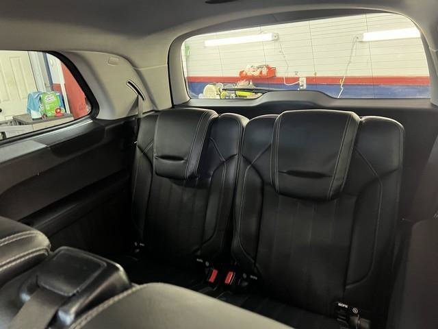 Used 2016 Mercedes-Benz GL 450 4MATIC image 9