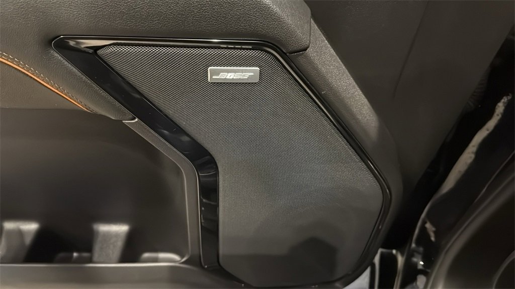 Used 2024 GMC Sierra 1500 AT4 w/ Technology Package image 24