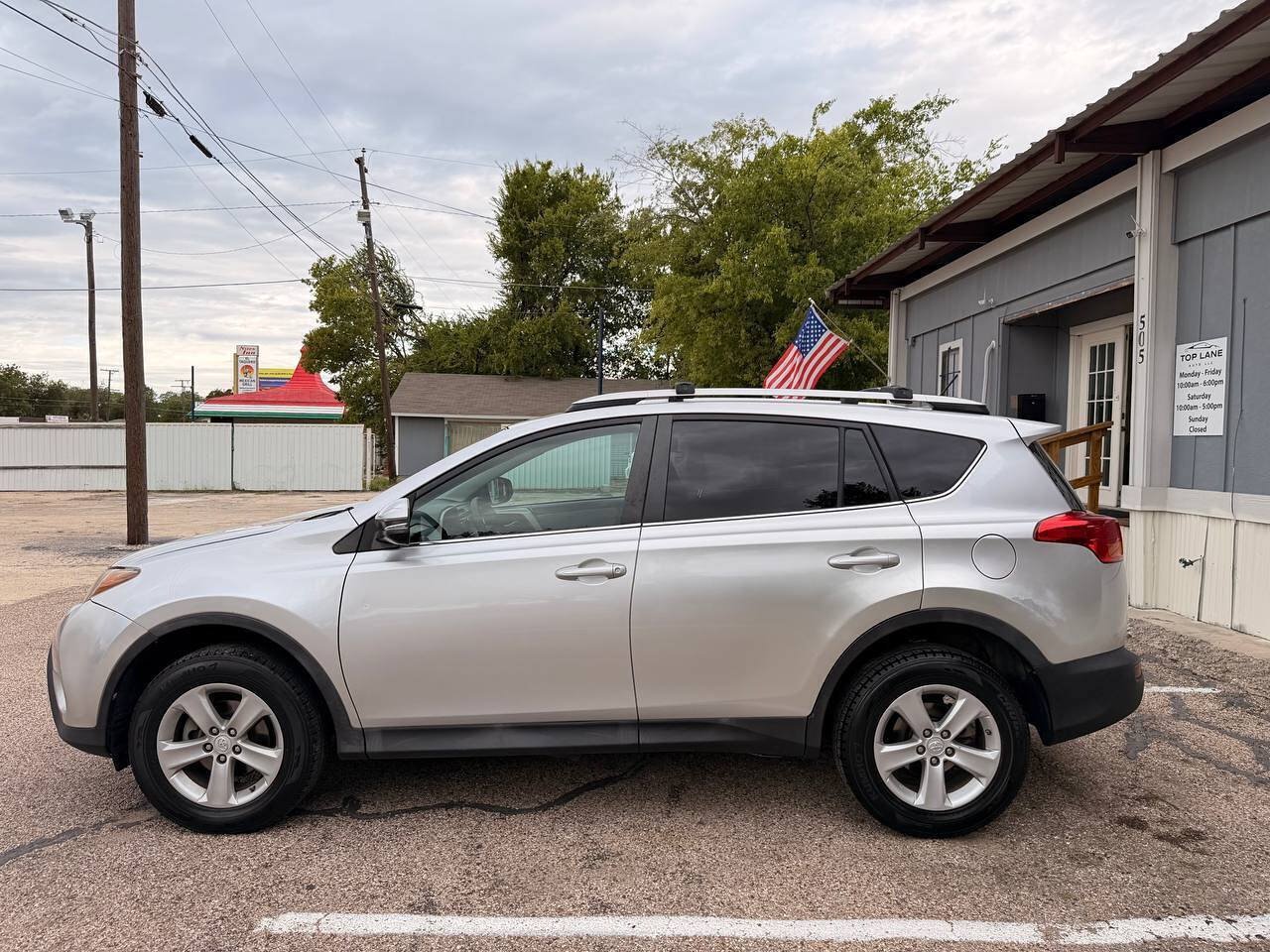 Used 2014 Toyota RAV4 XLE FWD image 9
