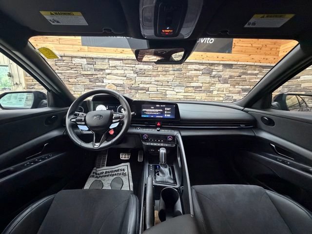 Certified 2025 Hyundai Elantra N FWD image 18