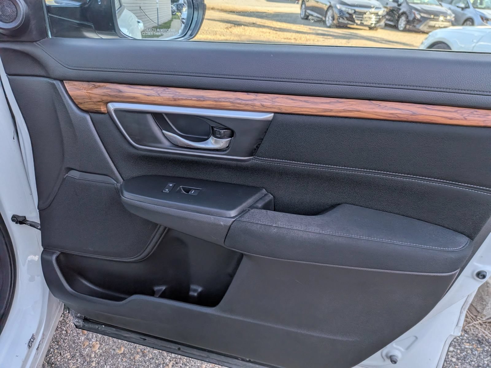 Used 2017 Honda CR-V EX image 37