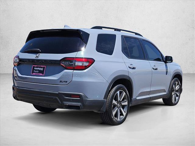Used 2024 Honda Pilot Elite image 5