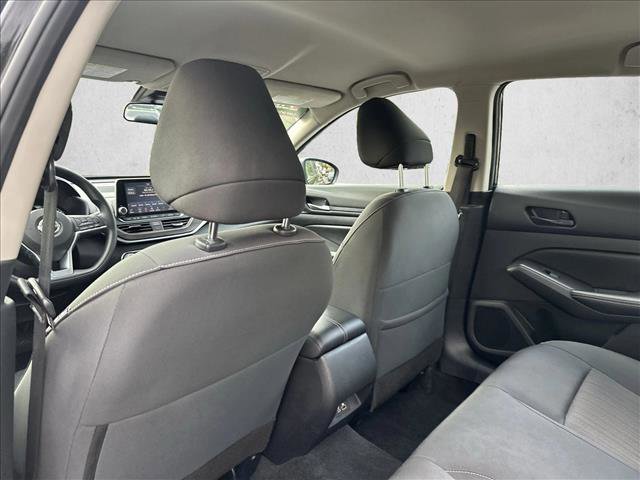 Used 2024 Nissan Altima 2.5 SV image 24