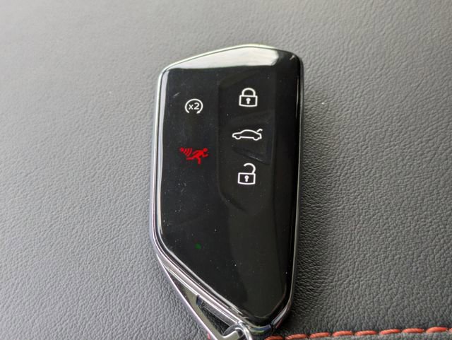 Certified 2025 Volkswagen Atlas Peak Edition SE image 33