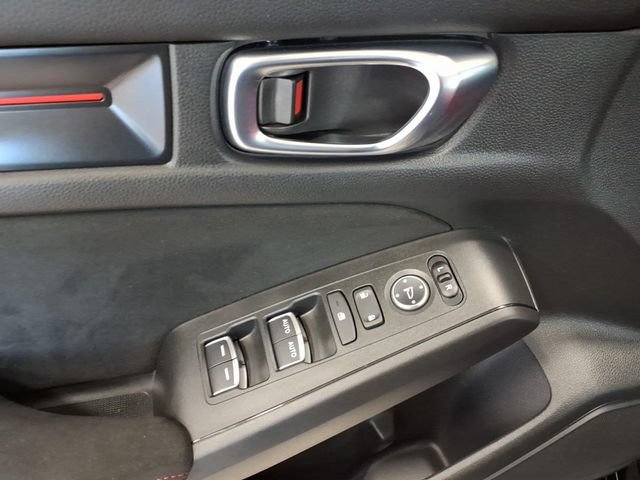 Used 2024 Honda Civic Type R image 11