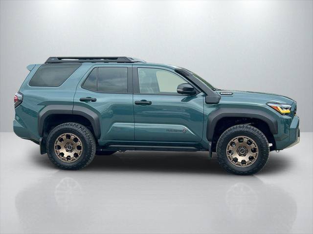 Certified 2025 Toyota 4Runner Trailhunter AWD/4WD image 4