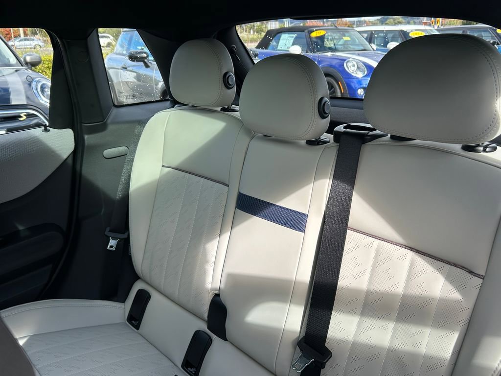 New 2026 MINI Cooper S image 31