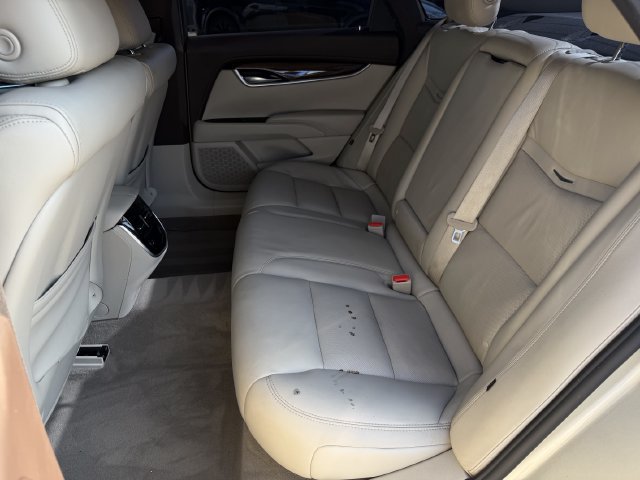 Used 2015 Cadillac XTS Luxury FWD image 25