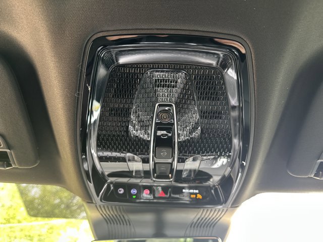 New 2026 Cadillac Vistiq Sport w/ LPO, Floor Liner Package image 23