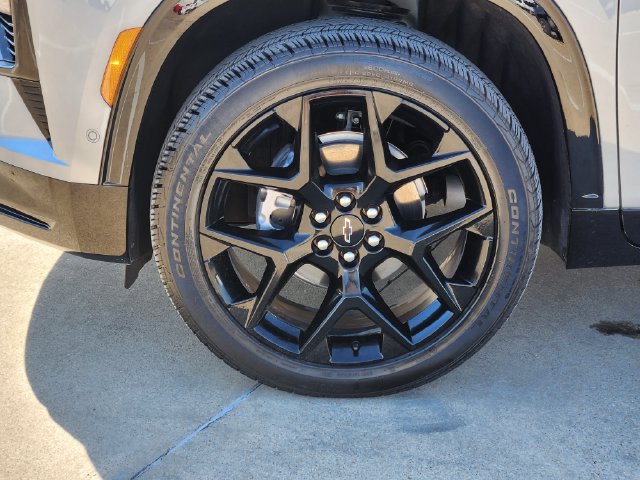 Used 2026 Chevrolet Traverse RS w/ LPO, Floor Liner Package AWD/4WD image 17