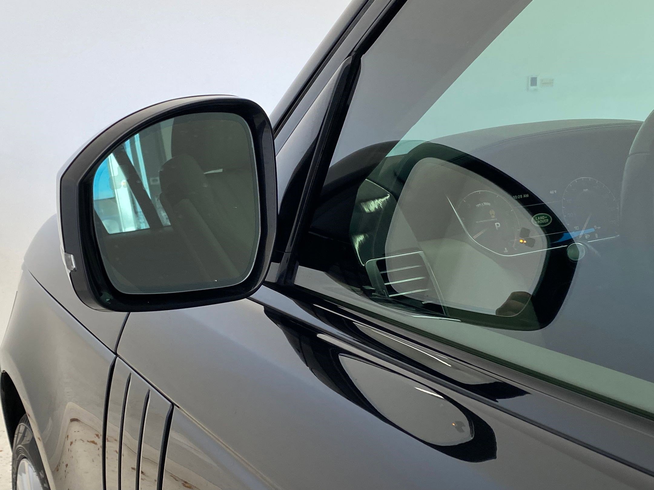 Used 2014 Land Rover Range Rover Supercharged image 23