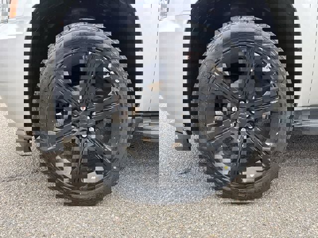 Used 2013 Chevrolet Tahoe LT AWD/4WD image 6