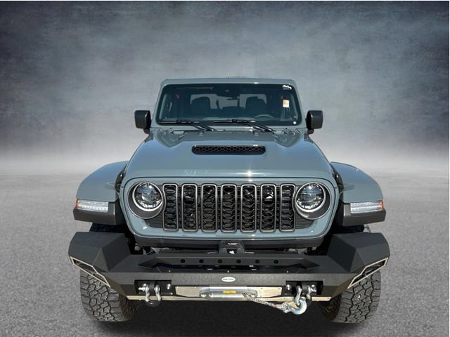 Used 2025 Jeep Gladiator Mojave w/ Convenience Group AWD/4WD image 2