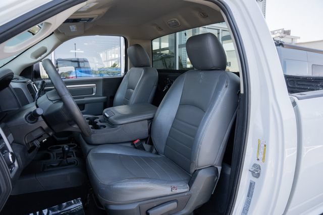 Used 2018 RAM 3500 Tradesman w/ Chrome Appearance Group AWD/4WD image 23