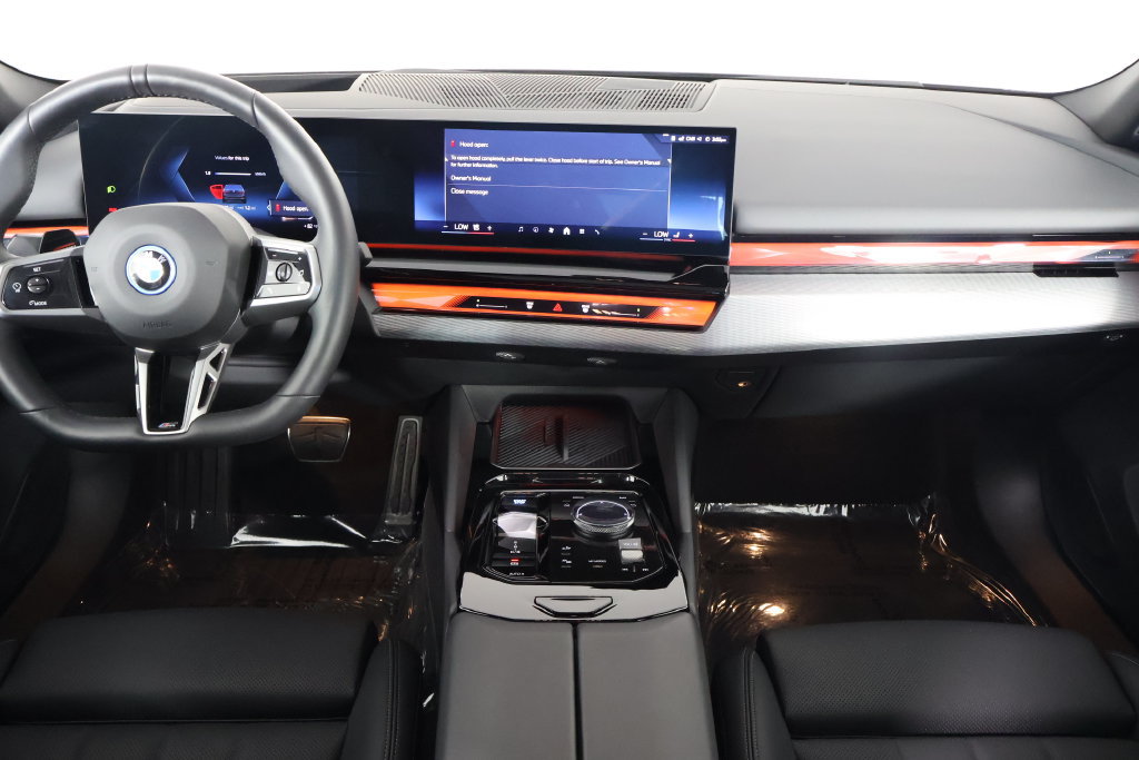 Used 2026 BMW i5 eDrive40 w/ M Sport Package AWD/4WD image 14