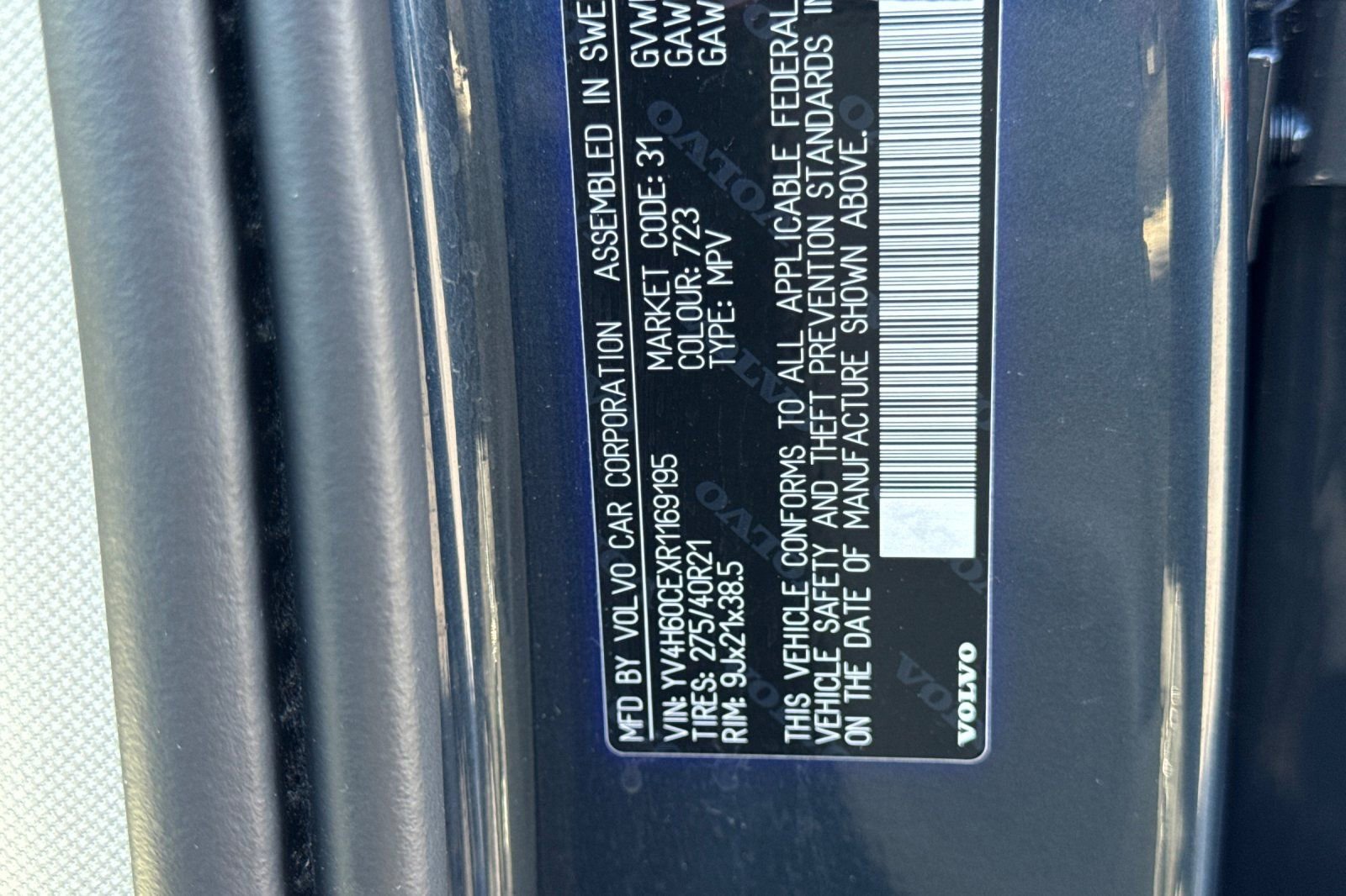 Certified 2024 Volvo XC90 T8 Plus w/ Protection Package Premier image 30