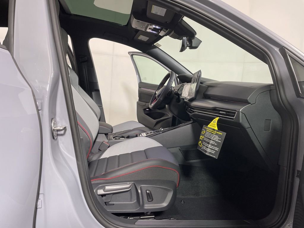 New 2026 Volkswagen GTI SE FWD image 24