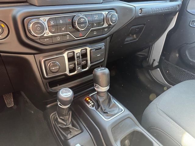 Used 2022 Jeep Wrangler Unlimited Sport image 18