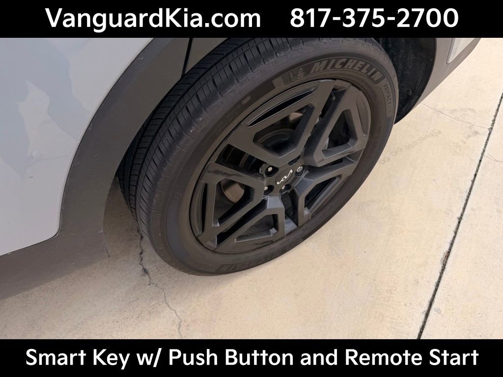 Used 2023 Kia Telluride EX X-Line image 9