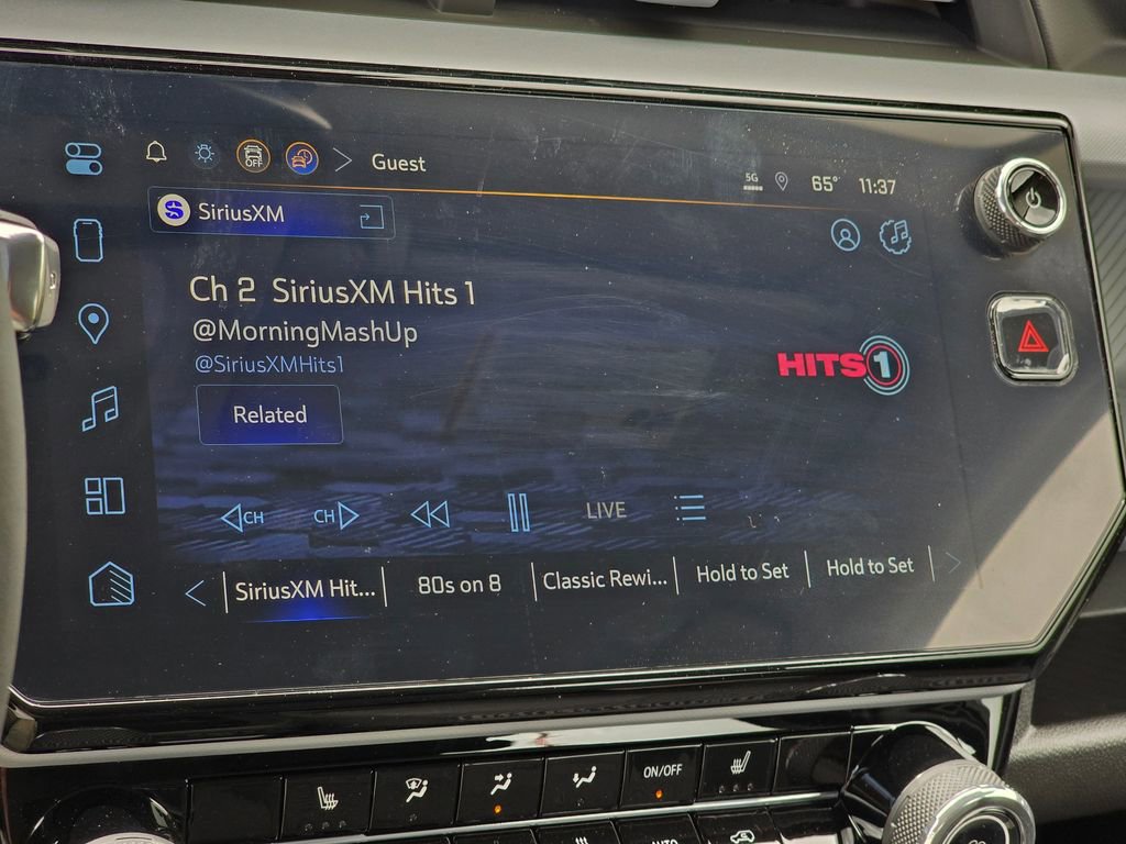 New 2027 Chevrolet Bolt LT w/ Comfort Package FWD image 29