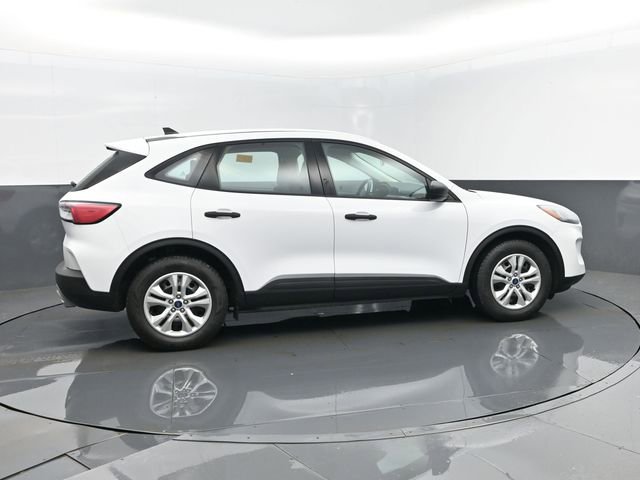 Used 2022 Ford Escape S image 4