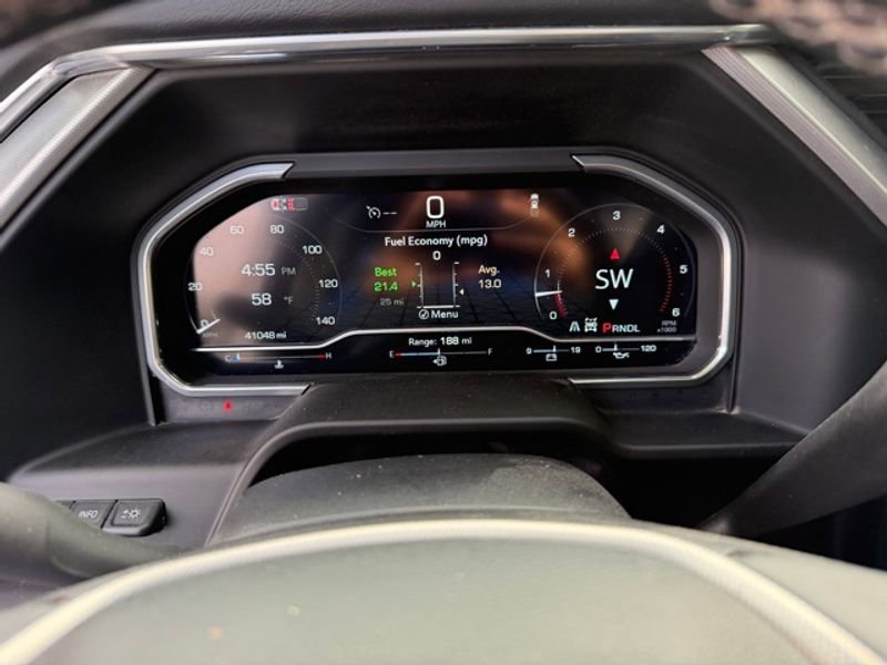 Used 2024 GMC Sierra 3500 Denali w/ Denali Reserve Package image 17