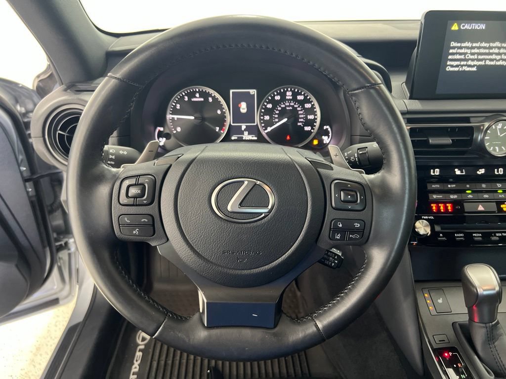 Used 2024 Lexus IS 350 F Sport RWD image 11